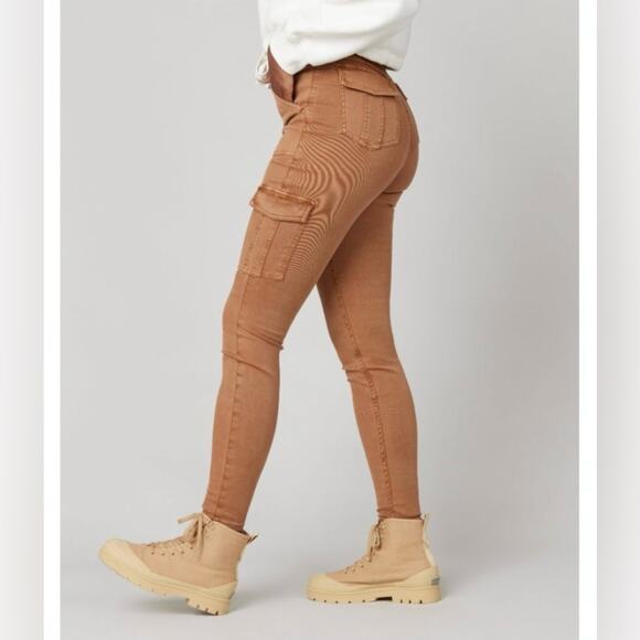 🆕 NWT SPANX Stretch Twill Ankle Cargo Pant Honey Glow Pockets Shapewear Small - Picture 8 of 16